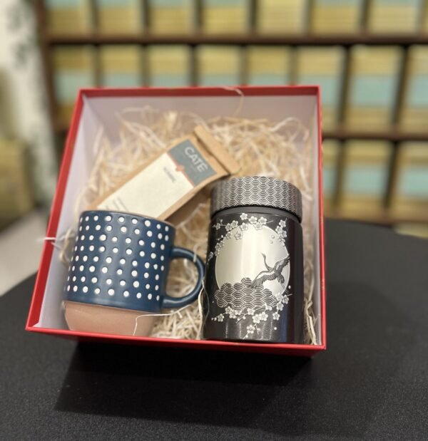 Kit Regalo  - Taza, Lata y Té (100gr)